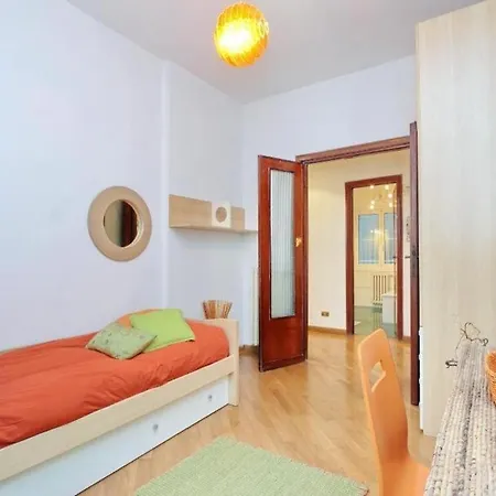 Bergamini Halldis Apartamento *