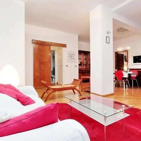 Bergamini Halldis Rome