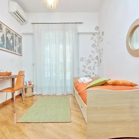 Bergamini Halldis Apartment Rome